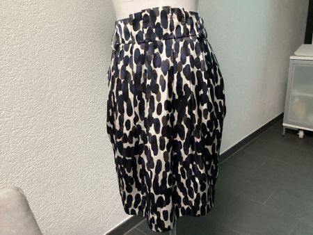 Rock in Wehr mit Print dunkelblau weiss grau Grösse 36