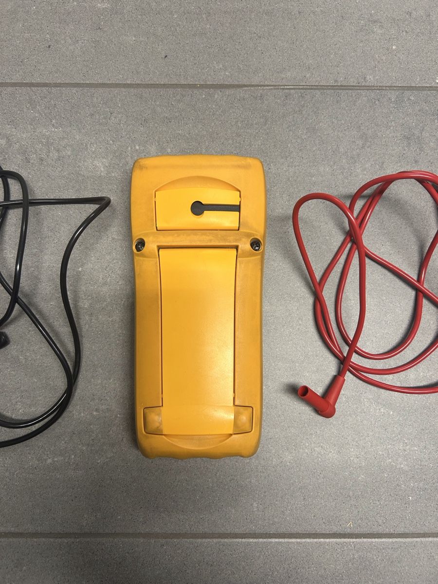 Fluke Misurare: Fluke Messgerät Multimeter – Usato da Rütihof venduto da ALAFC 2