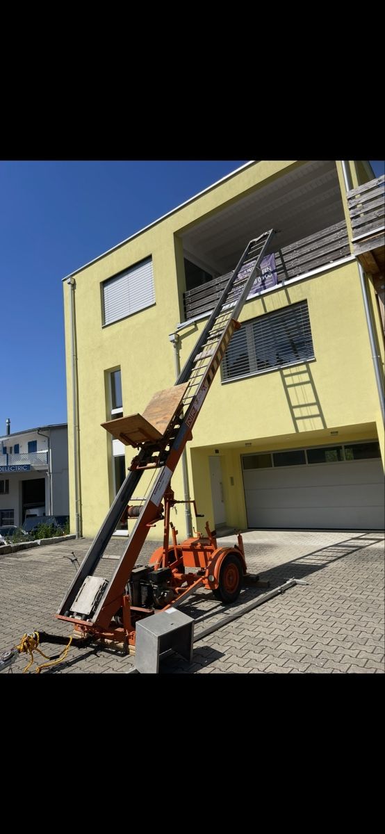 Gru: Böcker Lift  – Usato da Gelterkinden venduto da Andreas4460