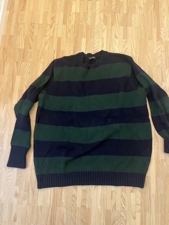 Brandy Melville Pullover ‼️ein Artikel gratis dazu