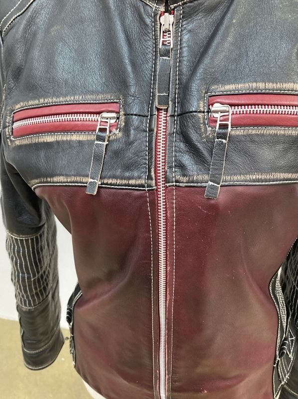 Giacche: MUSTANG | Lederjacke | Luca | Gr. M | Schwarz/Rot – Usato da Wittenbach venduto da Restwert_St-Gallen 5