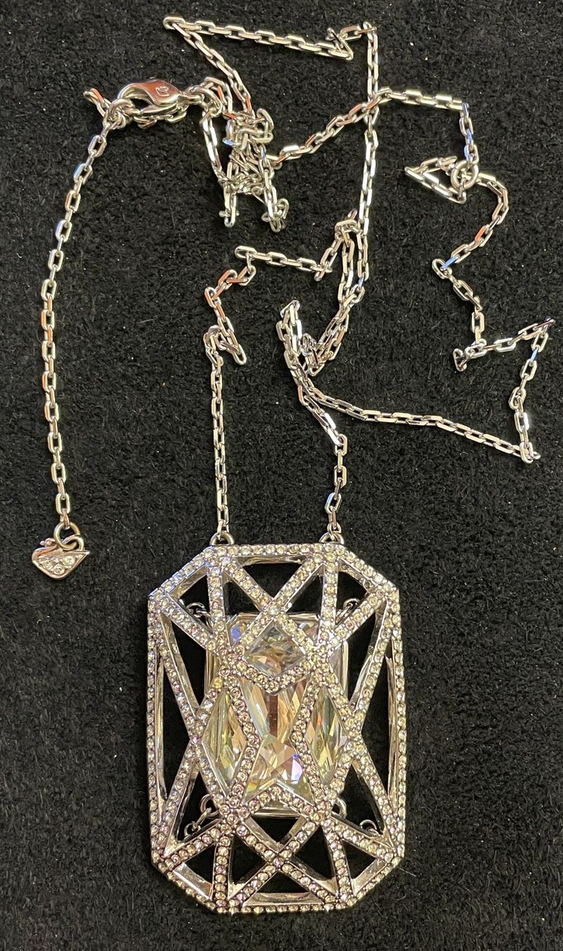 Swarovski Ketten: Kette von Swarovski – Gebraucht aus Chur von elifor 4
