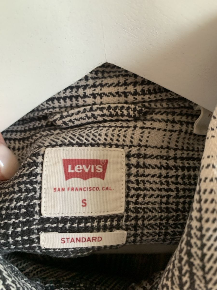 Levi's Camicie: Chemise Levi’s – Usato da Prangins venduto da val_2c72 2