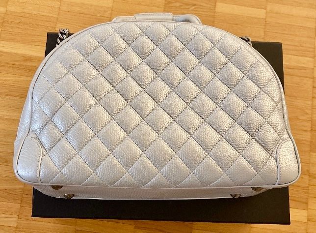 Chanel Taschen für Damen: CHANEL Leder Bowling Tasche – Neu und originalverpackt aus Zurich von MX1000 7
