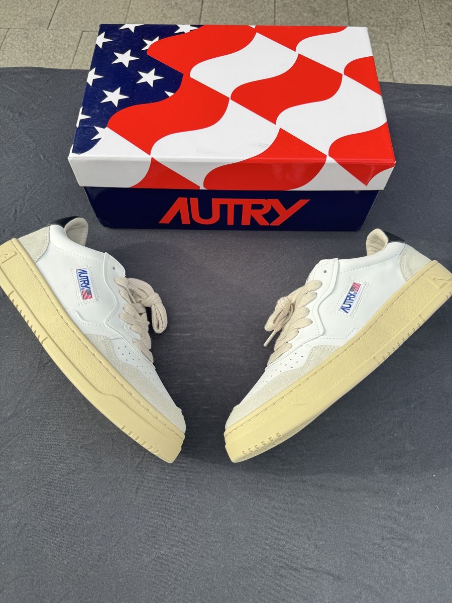 Chaussures hommes: Autry Sneakers Grösse 40 – Neuf avec emballage d'origine à Lengnau BE par kev_7fhj