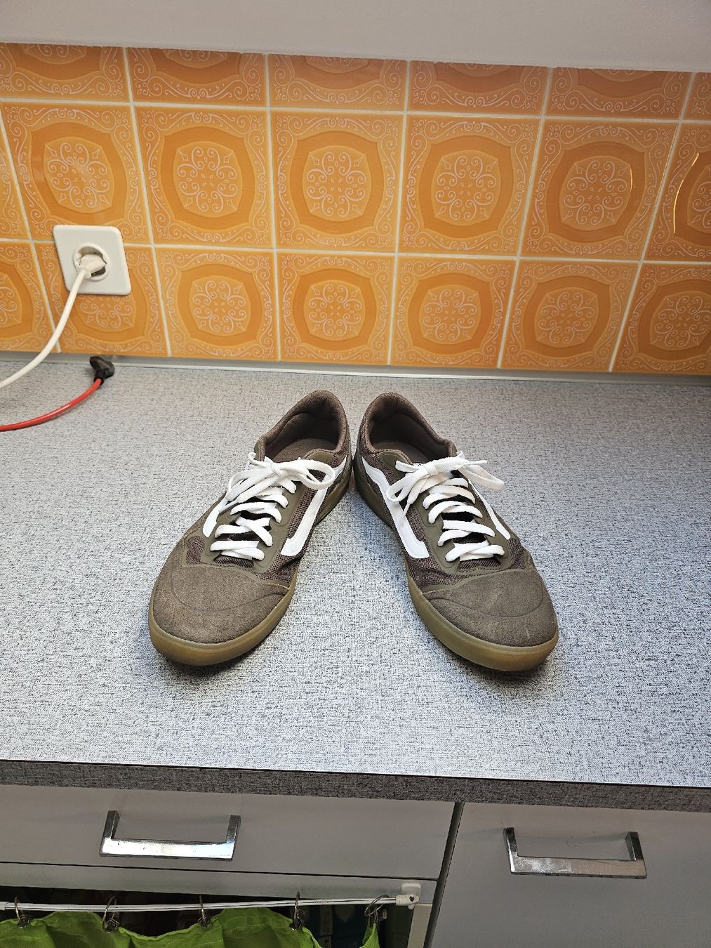 Vans Scarpe da uomo: Vans in olivgrün – Nuovo (secondo la descrizione) da Siselen BE venduto da Janik_98 2