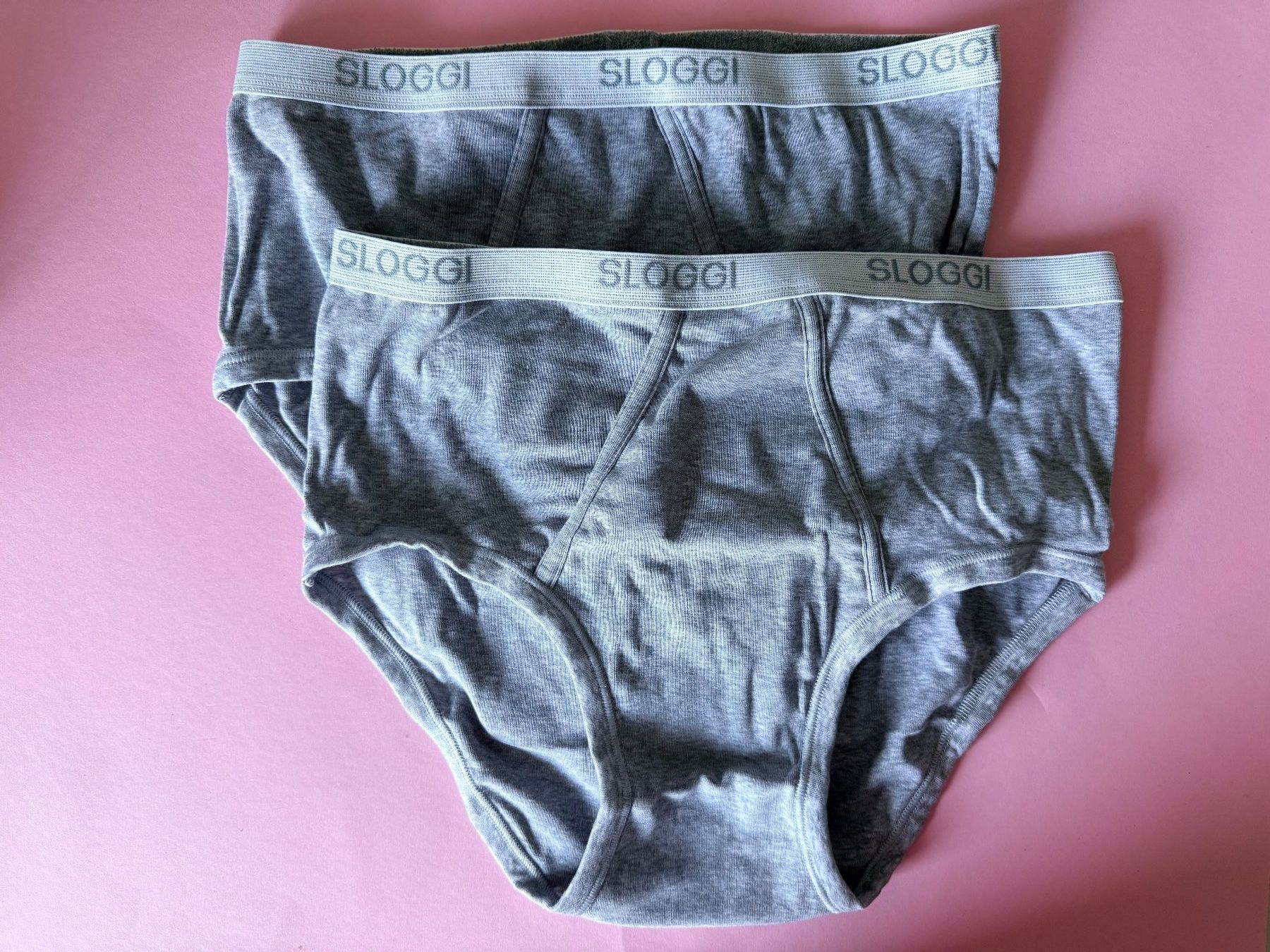 Sloggi Unterwäsche: SLOGGI, BASIC Slips Maxi, Grösse M, 2 Stück in Grau – Neu und originalverpackt aus Rudolfstetten von gst_g7xl 3
