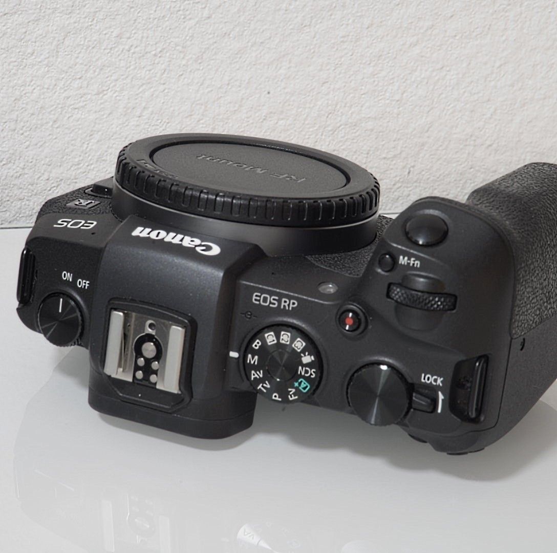 Canon Kamera: DAS perfekte Einsteiger Kit Canon EOS RP + 50 mm – Gebraucht aus Lausen von joellibelli 6