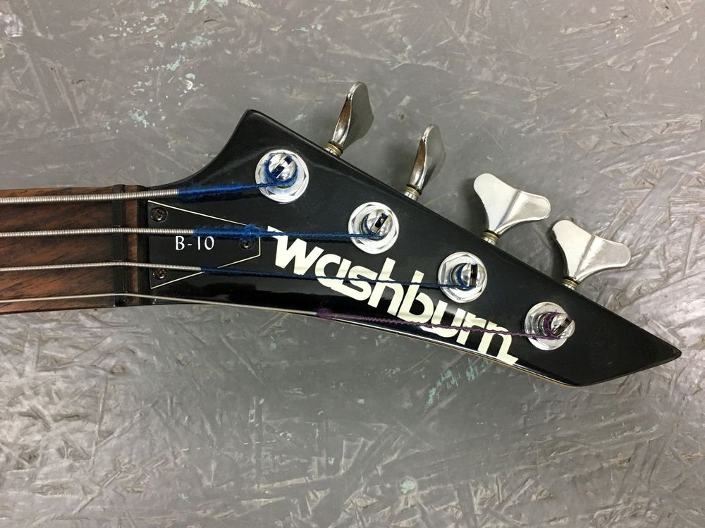 Washburn deals b10 bass