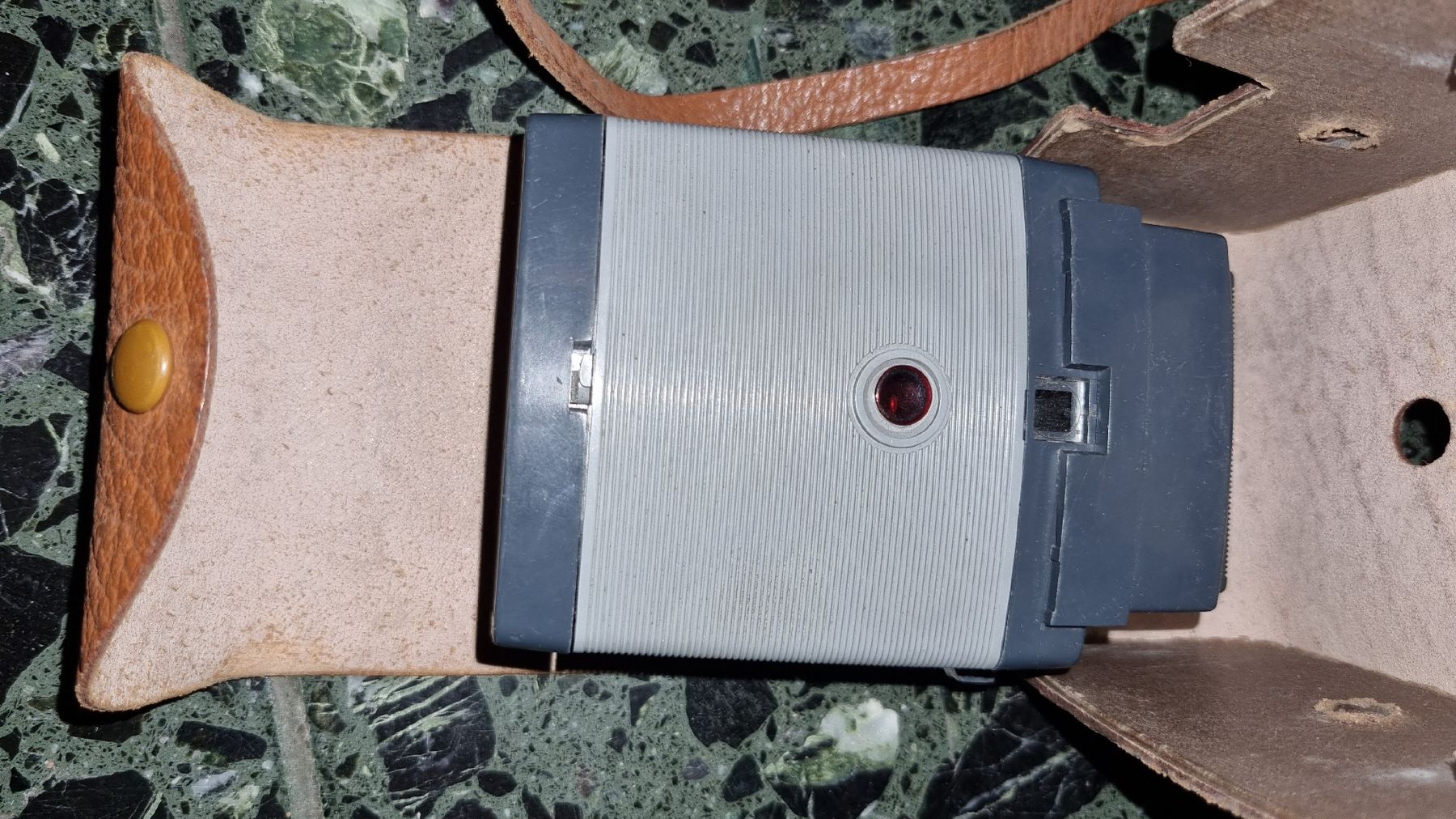 Kodak Kamera: Fotokamera Kodak / Filmkamera – Defekt aus Bremgarten AG von wellea 1