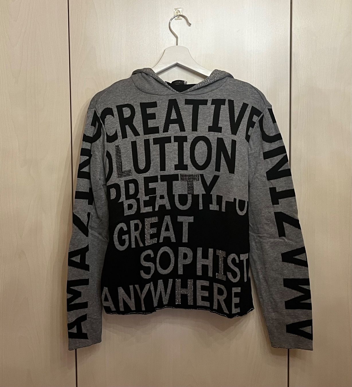 Monari Maglioni & Felpe: Monari° Cooler Pullover mit Kapuze Gr. 40 – Usato da Bonstetten venduto da Sinilu