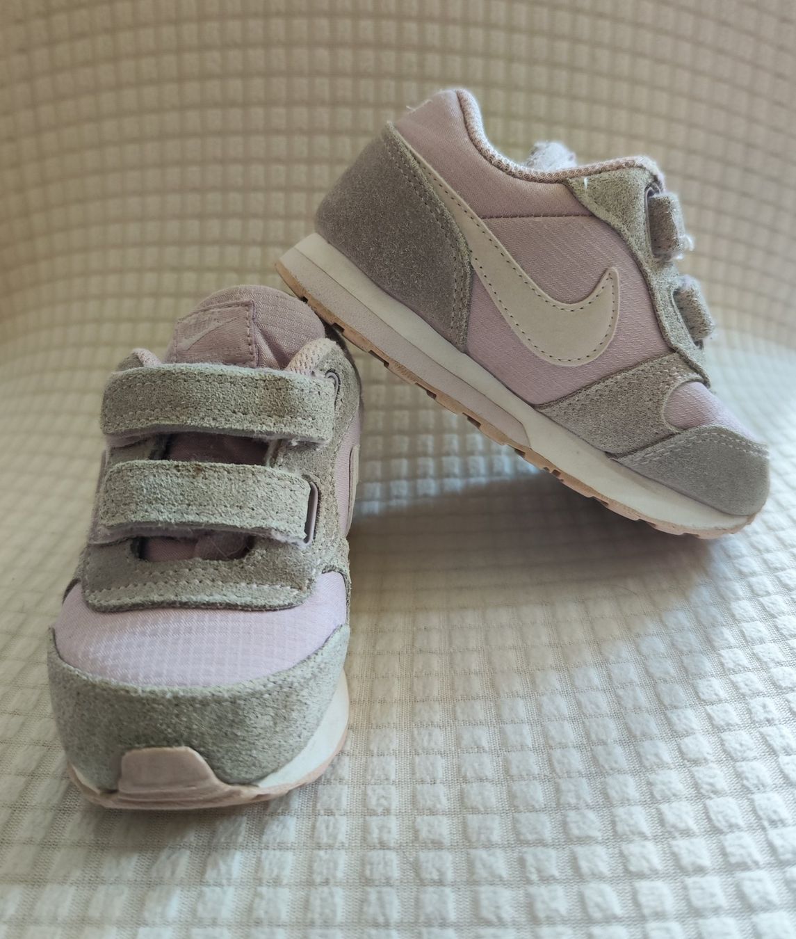 Nike Scarpe per ragazzi: Turnschuhe Nike, Gr. 22 – Usato da Reinach BL venduto da chilller92