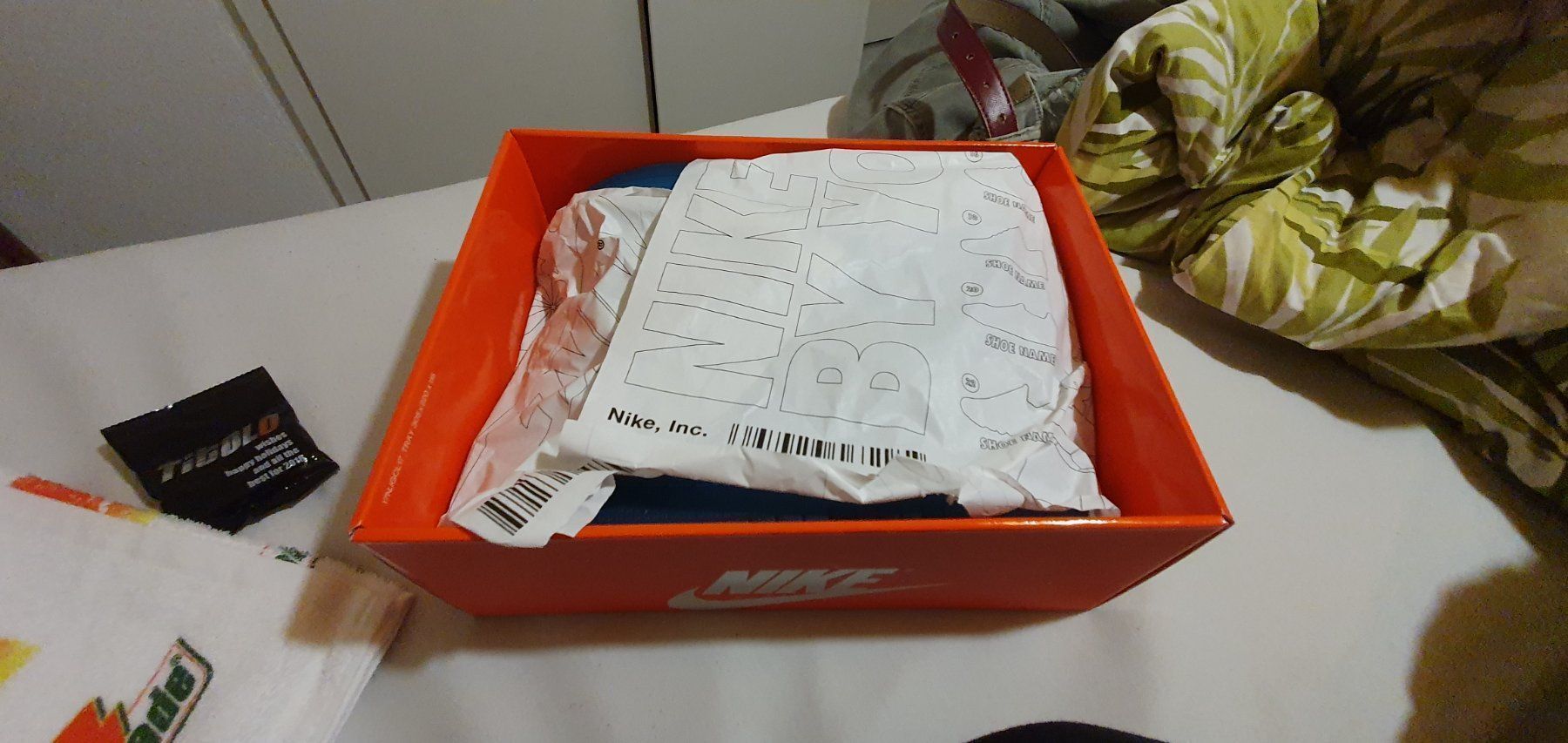 Jordan Scarpe da uomo: Nike Air Jorden 1 – Nuovo e nell'imballaggio originale da Niederglatt ZH venduto da NICELODEON18 4