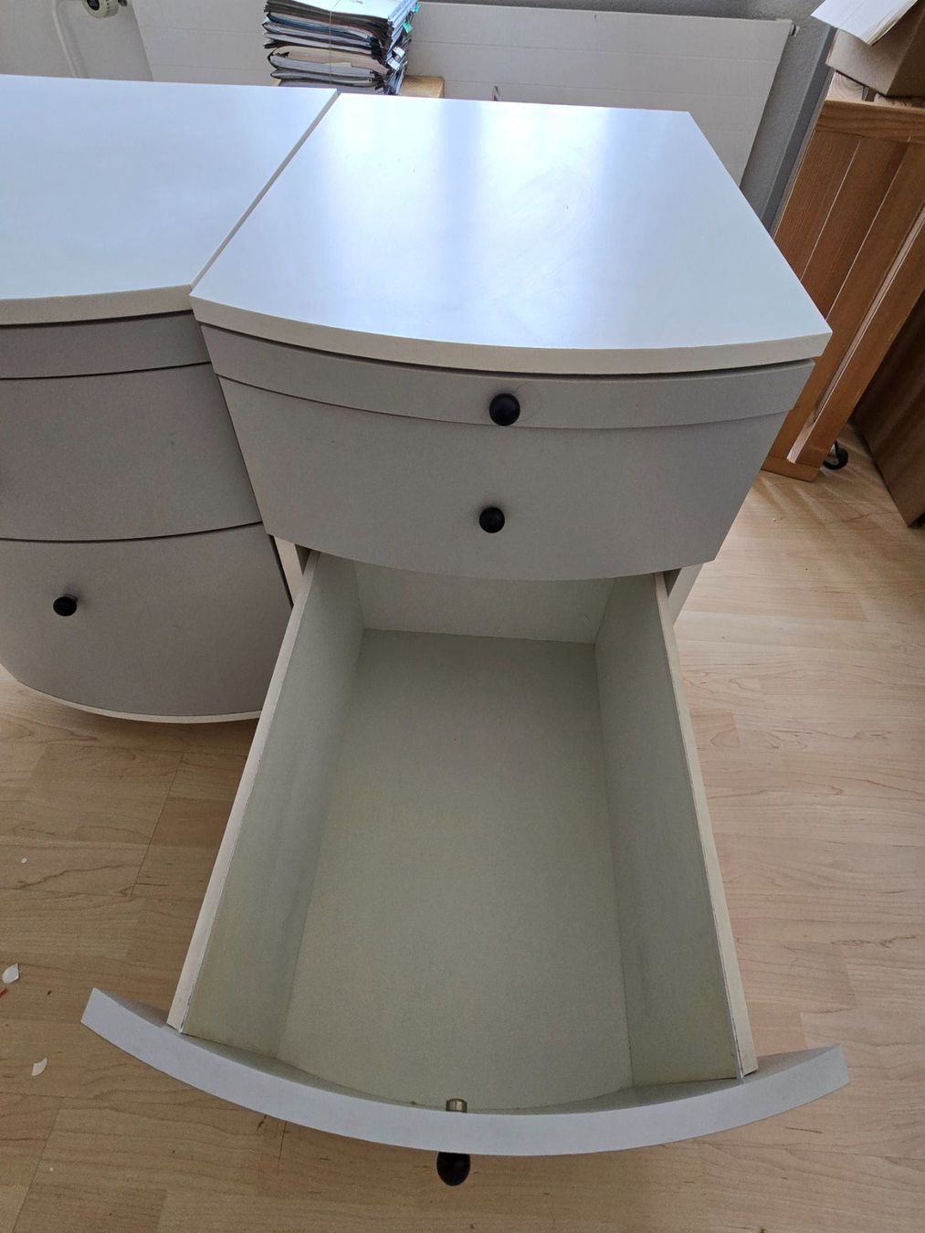 Eléments de bureau: 2 Stück Rollkorpus mit Schubladeneinteilungen – D'occasion à Rorschacherberg par Scharfeegge 3