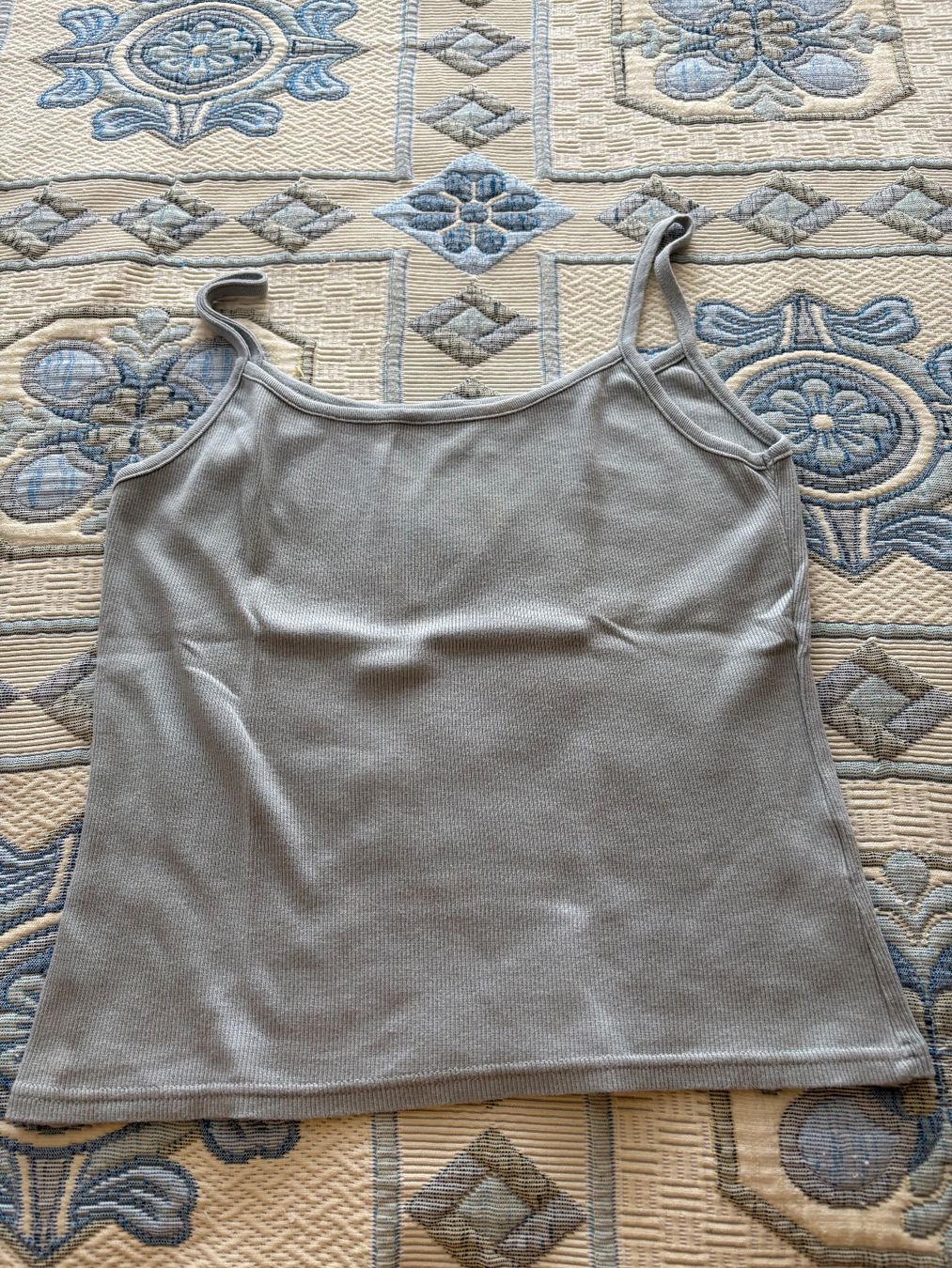 Lotti di vestiti: Damenhemd-hose-t-shirt – Usato da Zürich venduto da luc_2t2q 8