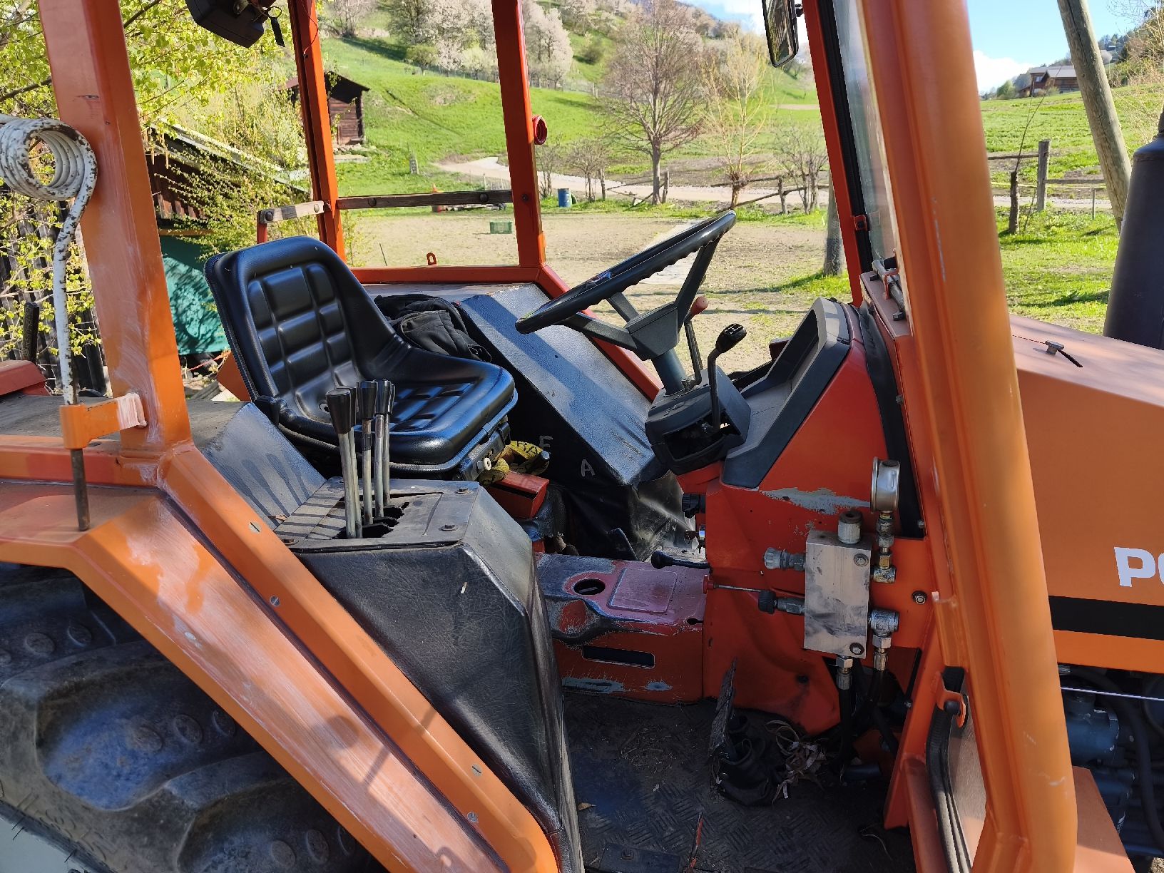 Bucher Traktoren: BUCHER Polytrac 40 RS Turbo – Gebraucht aus Ernen von Biraemannli15 2