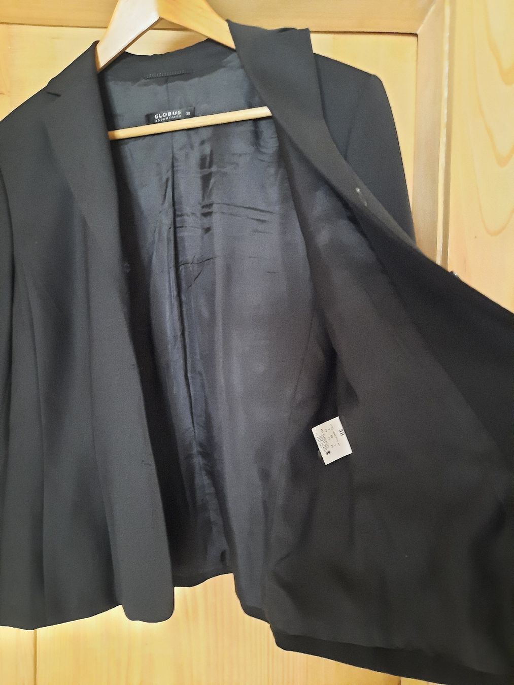 Globus Giacche: Schwarzer Blazer von Globus - Grösse 38 - top Zustand – Nuovo (secondo la descrizione) da Unterterzen venduto da elebo 2