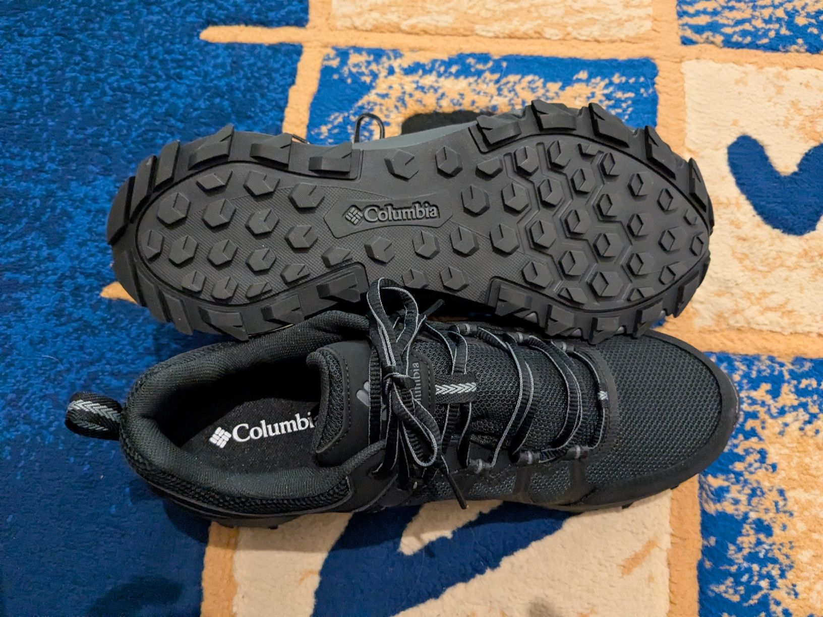 Columbia Scarpe da uomo: Columbia Wanderschuhe, schwarz, Gr. 45 – Nuovo (secondo la descrizione) da Henggart venduto da NoblerHobler 6