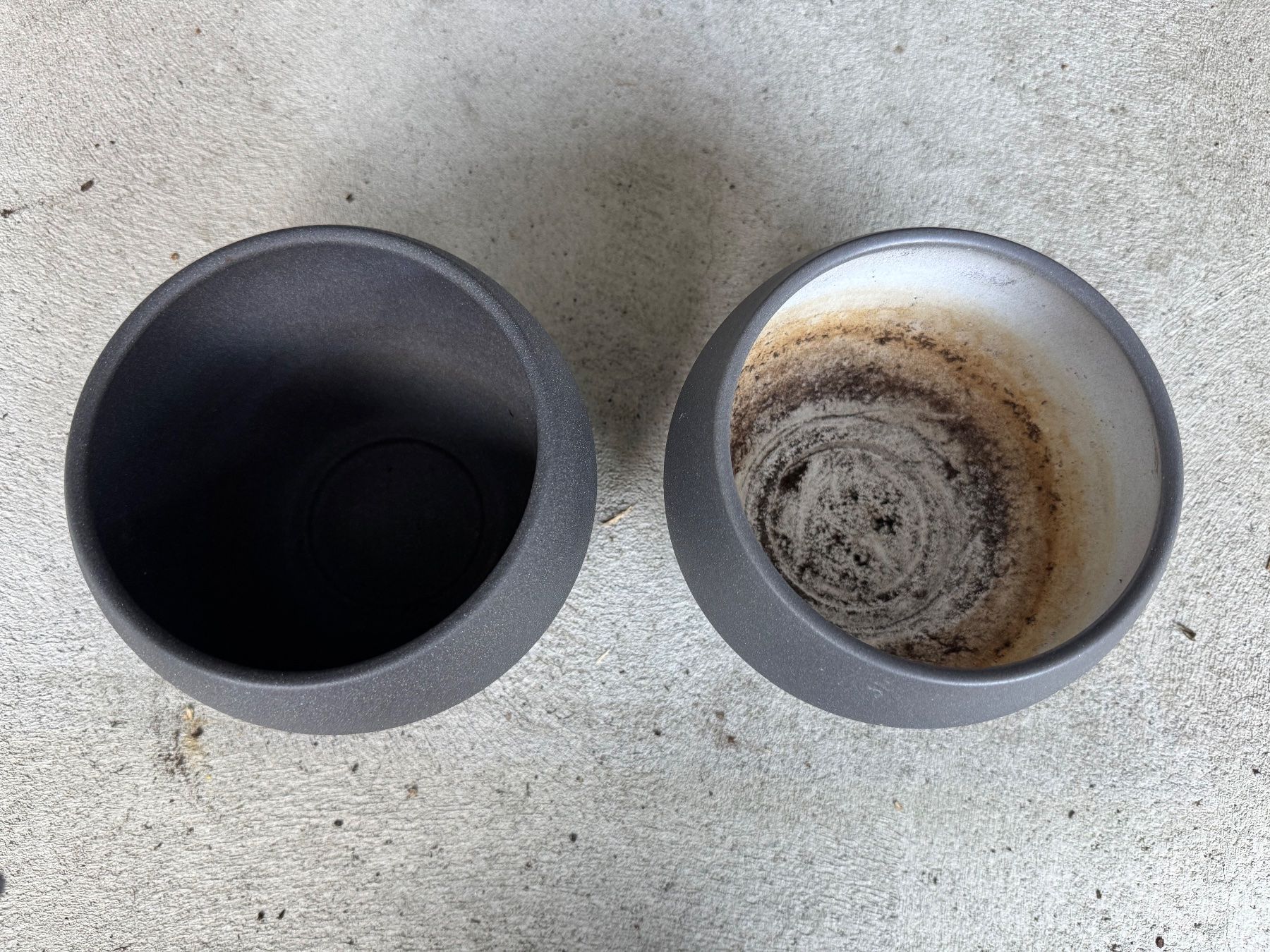 Vasi per fiori: 2 Pots de fleurs – Usato da Zürich venduto da odi_ldv8 1