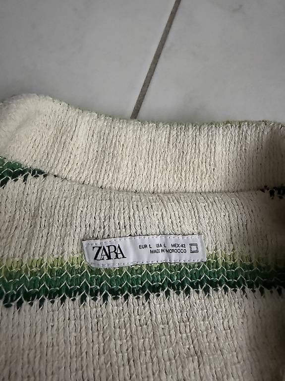 Hemden: Zara Hemd Grün Weiss grösse L – Gebraucht aus Oftringen von Kad.Ha