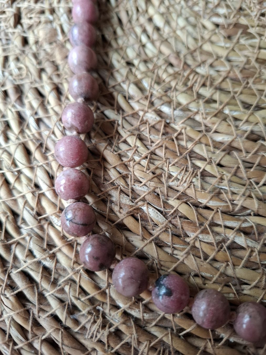 Catenine: Collier en pierres Rhodonite – Usato da Biel/Bienne venduto da Lionne72 1