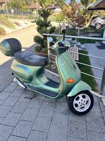 Scooter Vespa vert occasion bon état général de marche