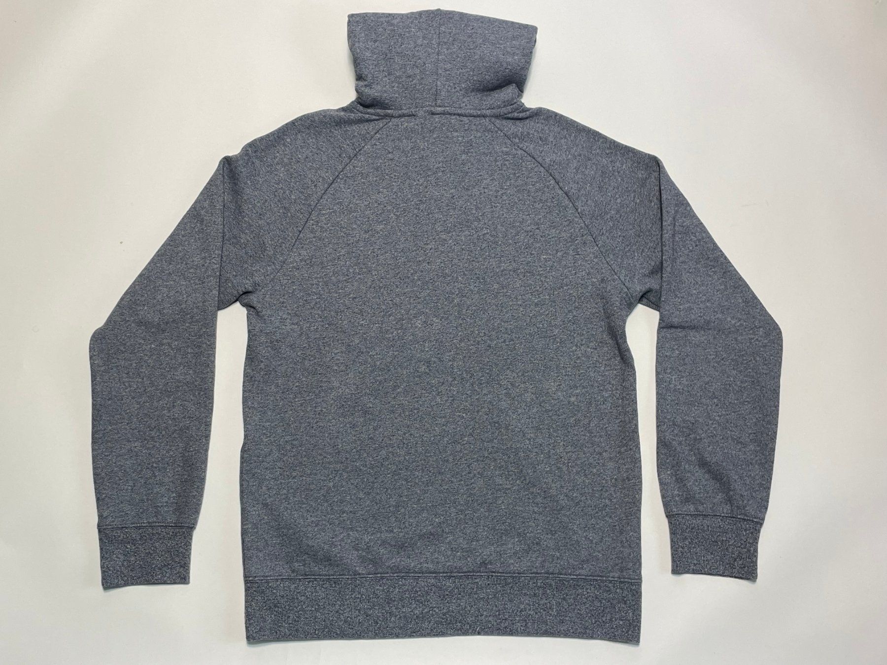 Carhartt Maglioni & Felpe: 2K10 Carharrt Hoodie size S – Usato da Zürich venduto da le_souk 1