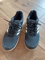 Adidas Hallenturnschuhe