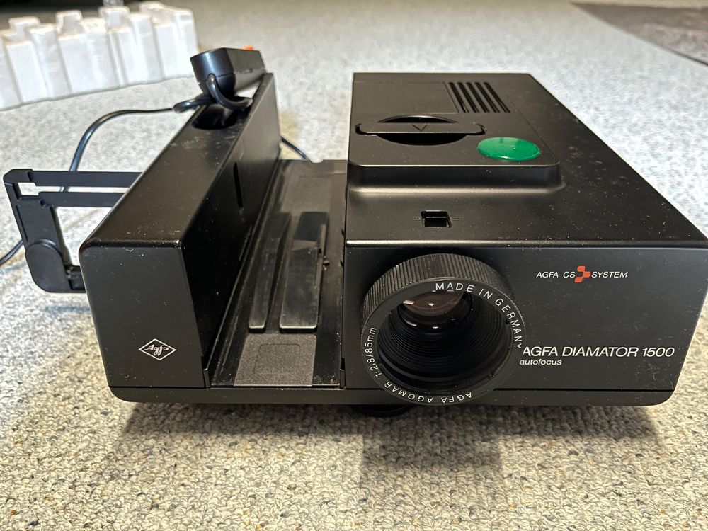 Leica Diaprojektor P 150 (Autofocus) (Neu (gemäss Beschreibung)) In