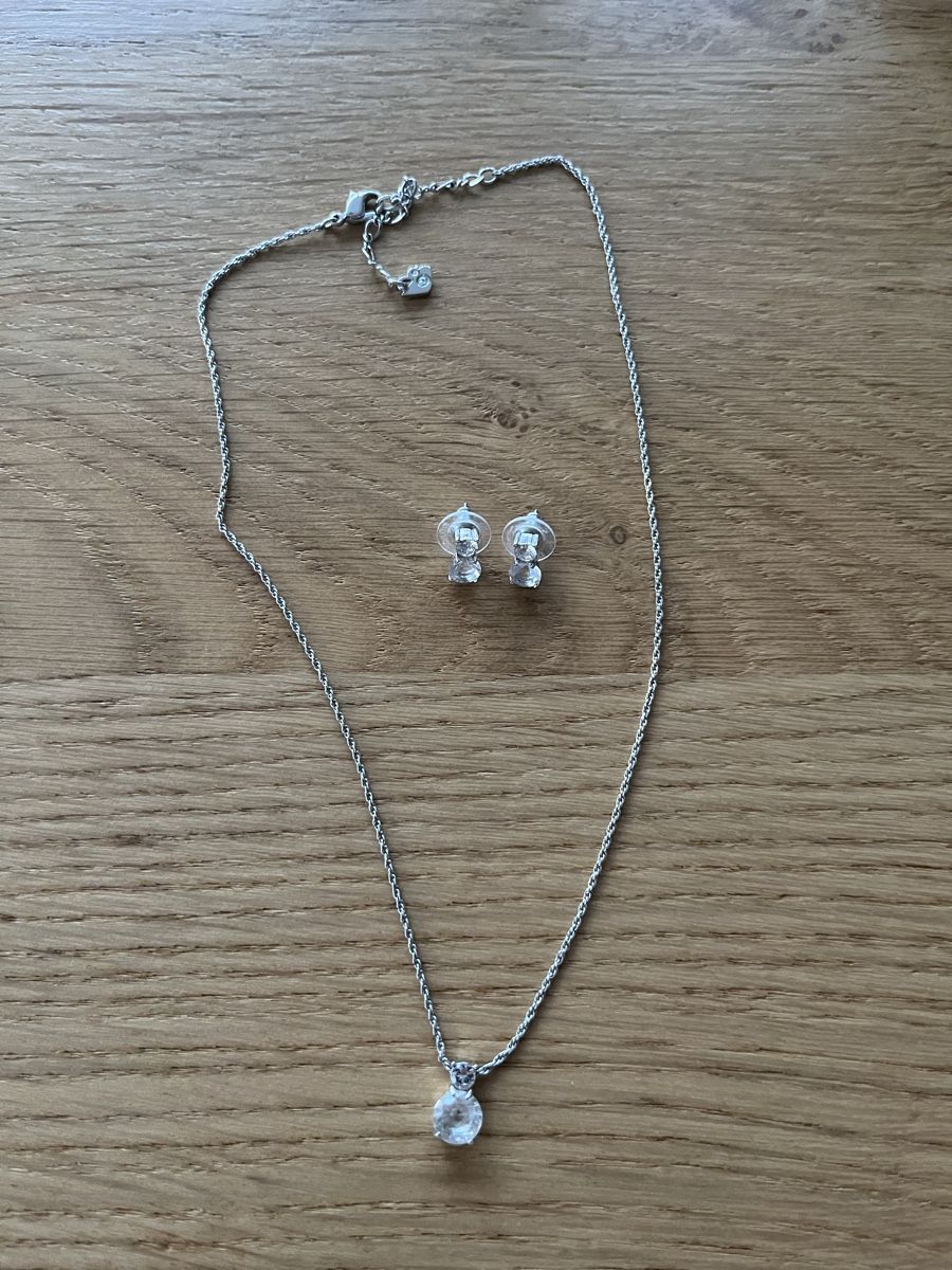 Swarovski Catenine: Swarovski-Set Halskette und Ohrringe – Usato da Bassersdorf venduto da socco01 1