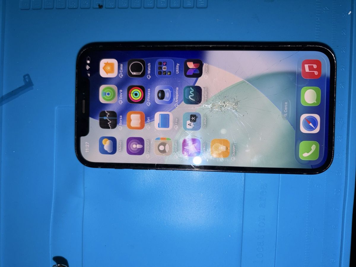 Apple Telefoni cellulari / Smartphones: Apple iPhone 12 256GB – Usato da Zollikofen venduto da ali_k2ff
