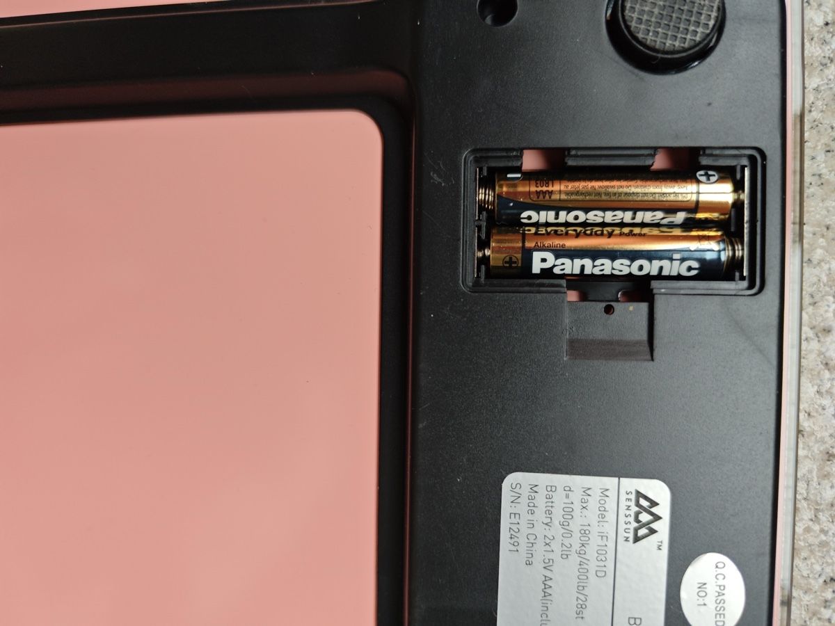 Bilance pesapersone: Pink Digital Bathroom Scale – Usato da Genève venduto da Noemie.wrmsi 2