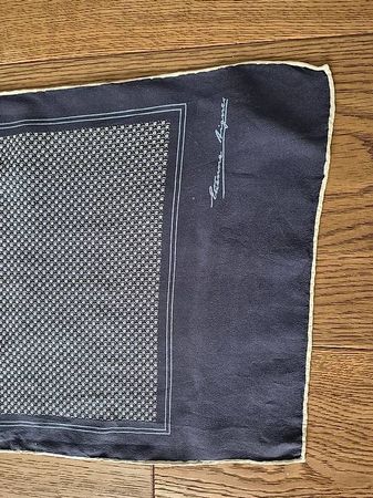 Foulard Etienne Aigner 26x86