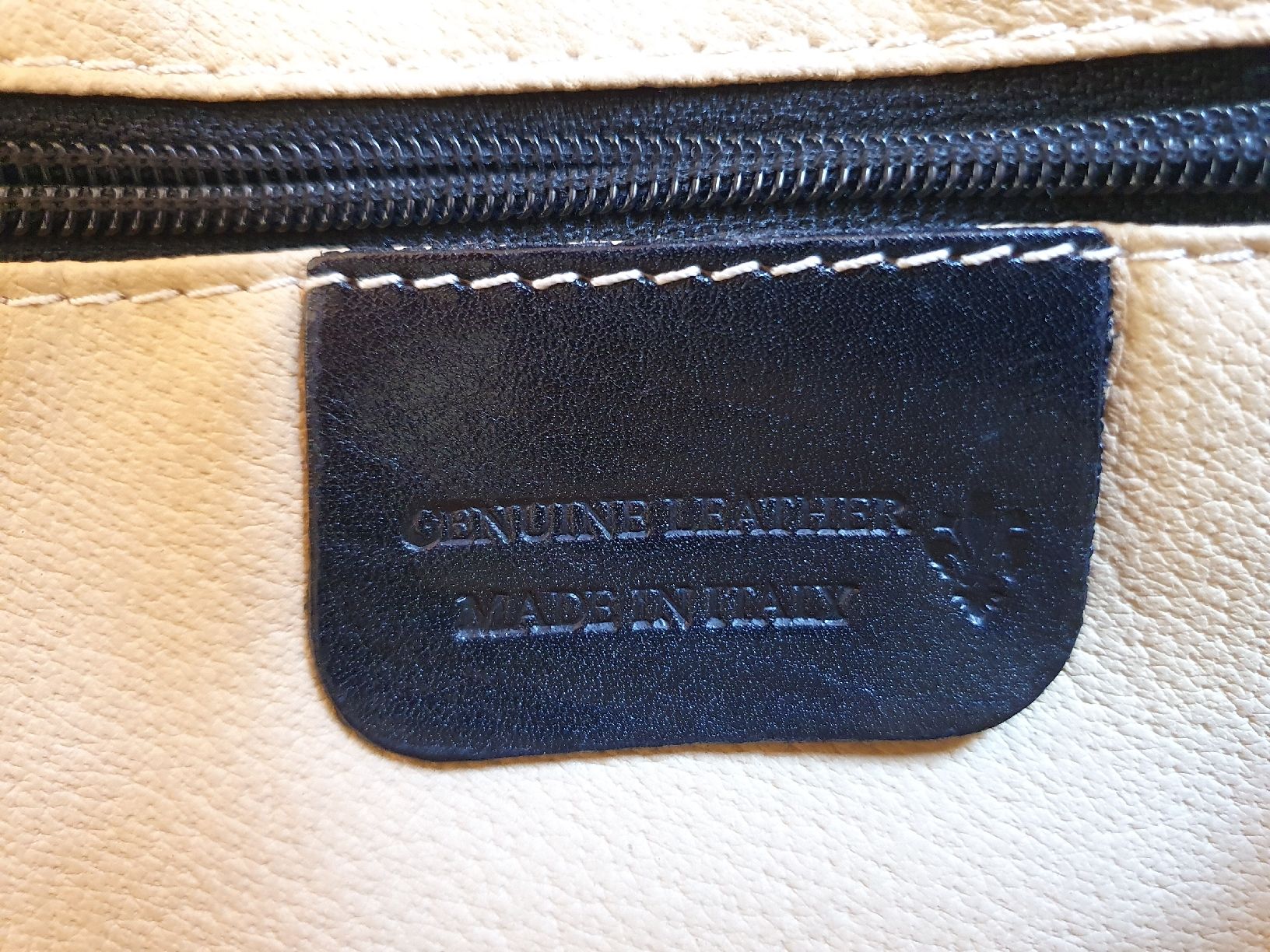 Valigie & Borse: Schultertasche aus Leder – Usato da Gümligen venduto da Tsalem 3