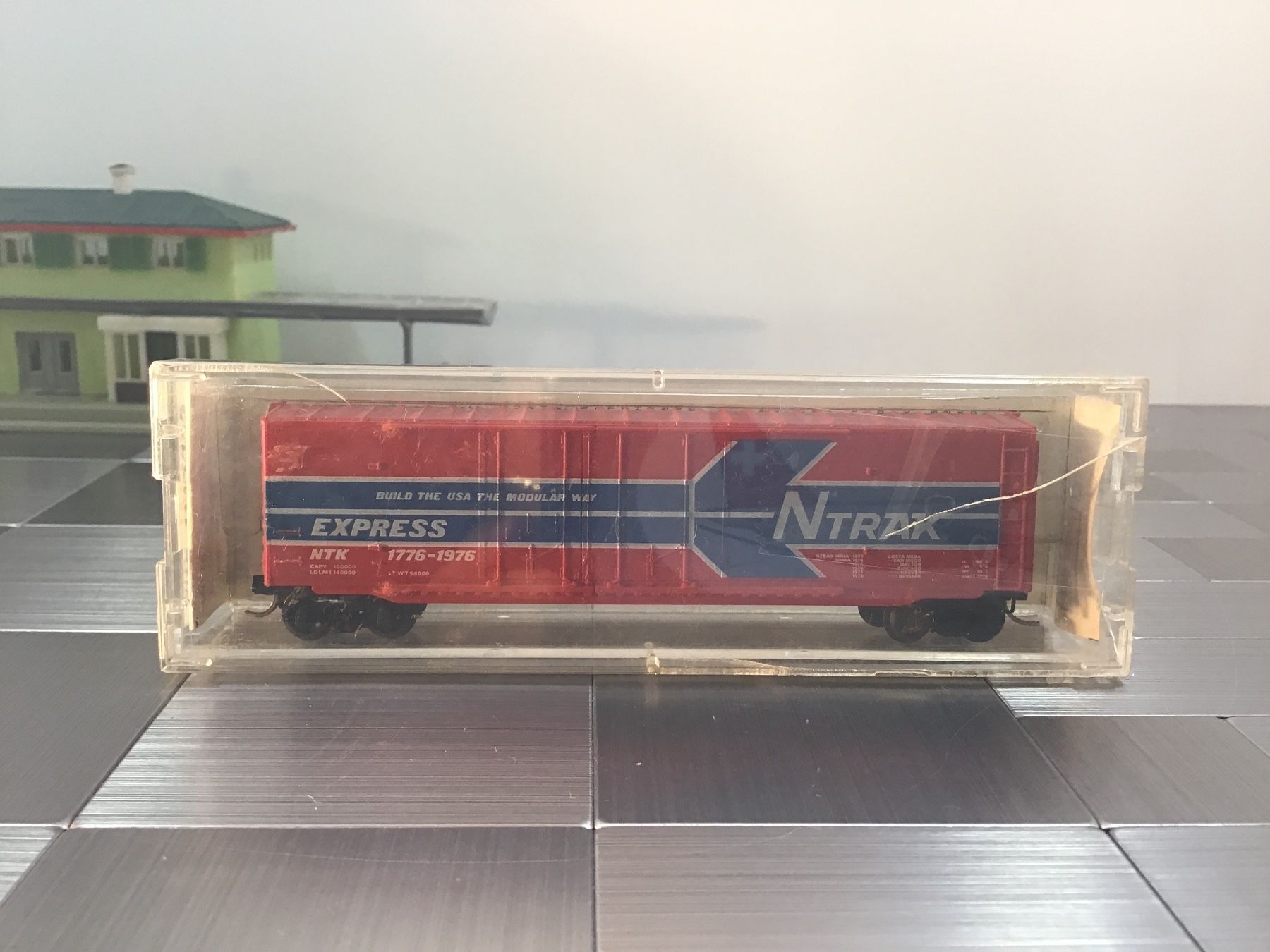 Micro Trains Line Modelleisenbahnen: MICRO TRAINS GÜTERWAGEN SPUR N – Gebraucht aus Männedorf von Modellbau-wyss 4