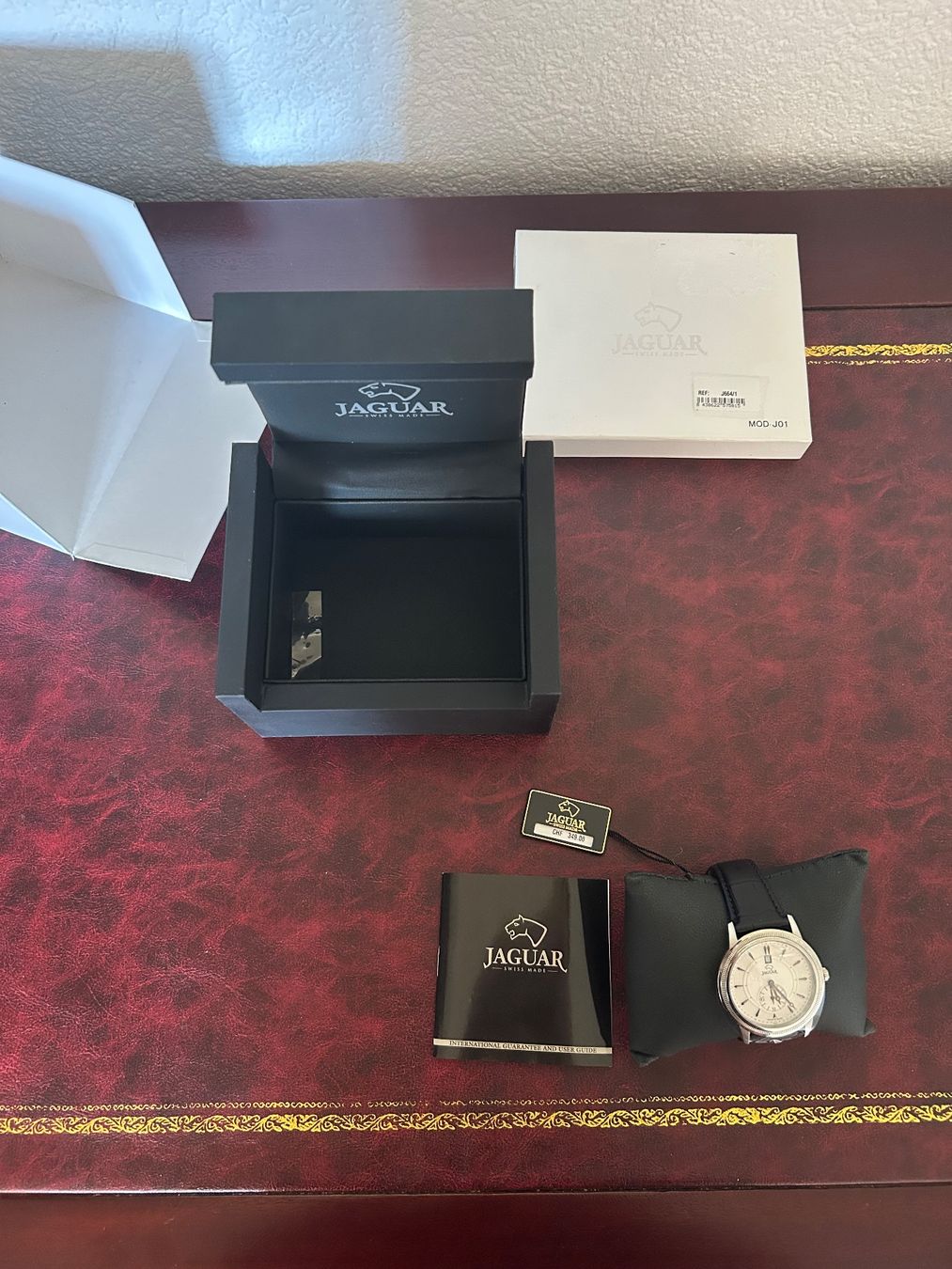 Orologi: Montre Jaguar NEUVE – Nuovo e nell'imballaggio originale da Cortébert venduto da SolidStore 4