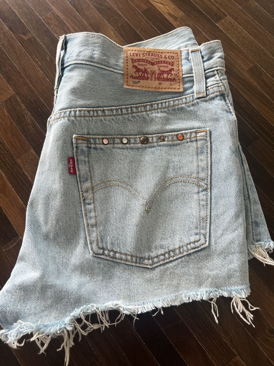 Levi's Jeans: Levi's 501 Shorts Grösse W27 – Nuovo (secondo la descrizione) da Baar venduto da Lila2006