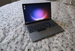 DELL  Precision 3551 15 FHD i7 th10 NVidiA 500GB SSD 16GB