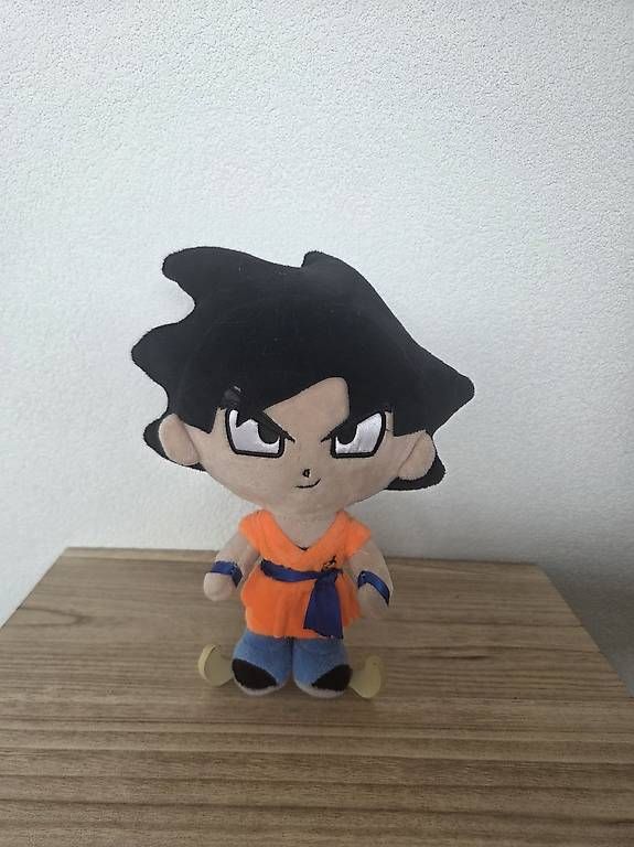 Giocattoli: Peluche son goku – Usato da Chavornay venduto da ivan_85 1