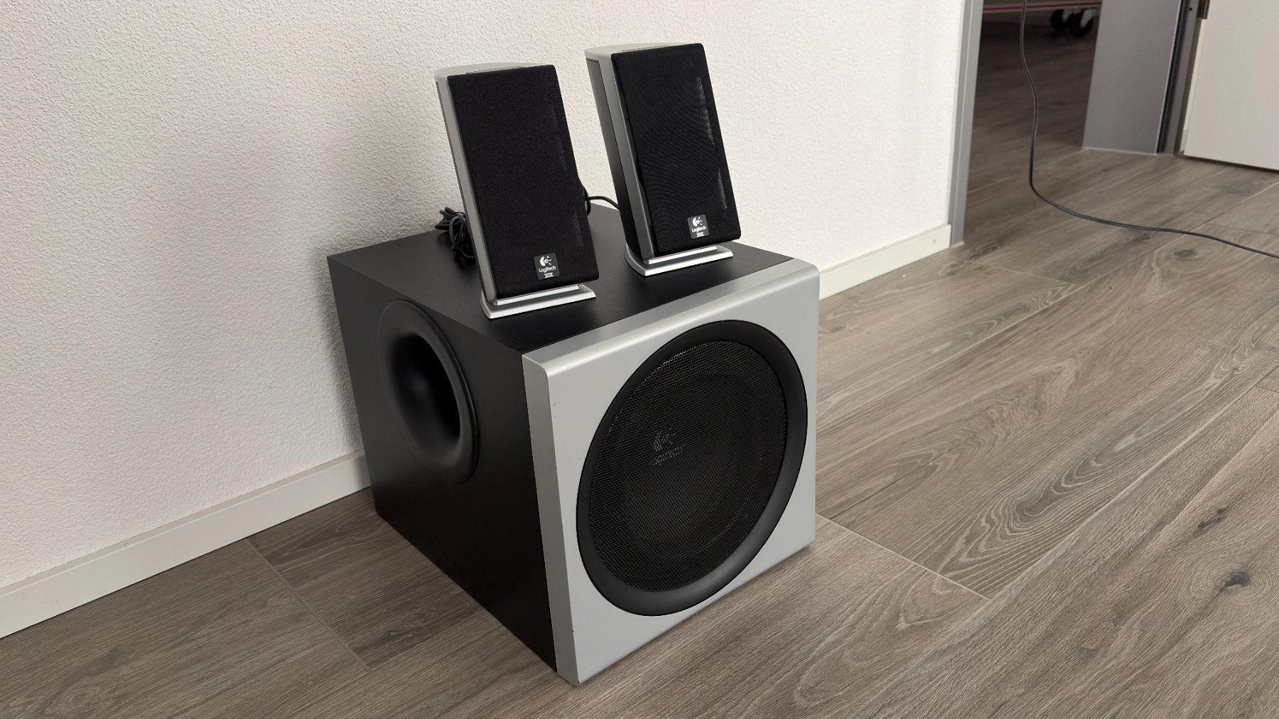 Logitech Casse acustiche: Lautsprechersystem mit ultrastarkem Bass – Usato da Egerkingen venduto da Luckyluj 3