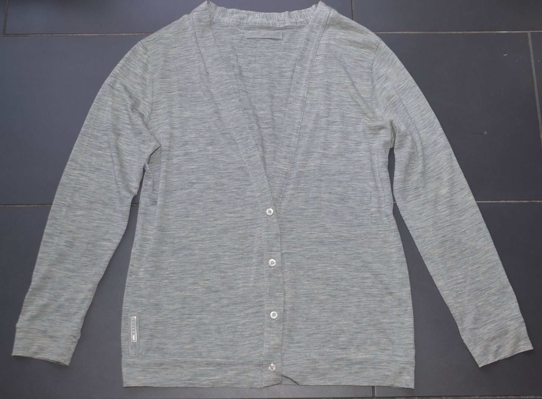 Prada Pulls & Sweat-shirts: Prada Pullover / Pull  M – D'occasion à Collonges par Auganien