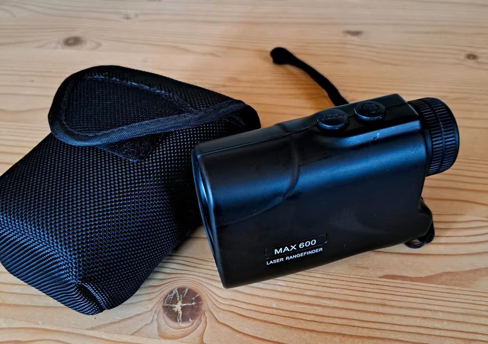 Misurare: Laser Rangefinder für Golfer – Usato da Mägenwil venduto da Weini2 1