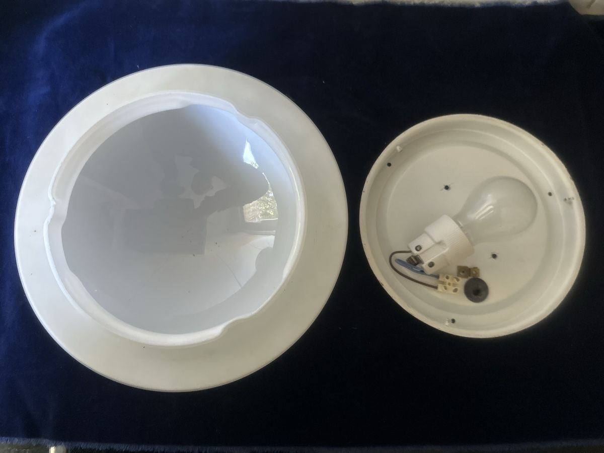 Lampadari & plafoniere: Wand- oder Deckenleuchte Glas weiss rund gebraucht – Usato da Zürich venduto da Chaeffeler 6