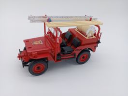 Solido Jeep Willys 1:18 Tarn Feuerwehr