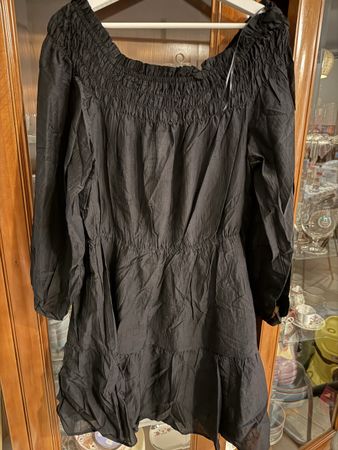 H&M dress L off the shoulder