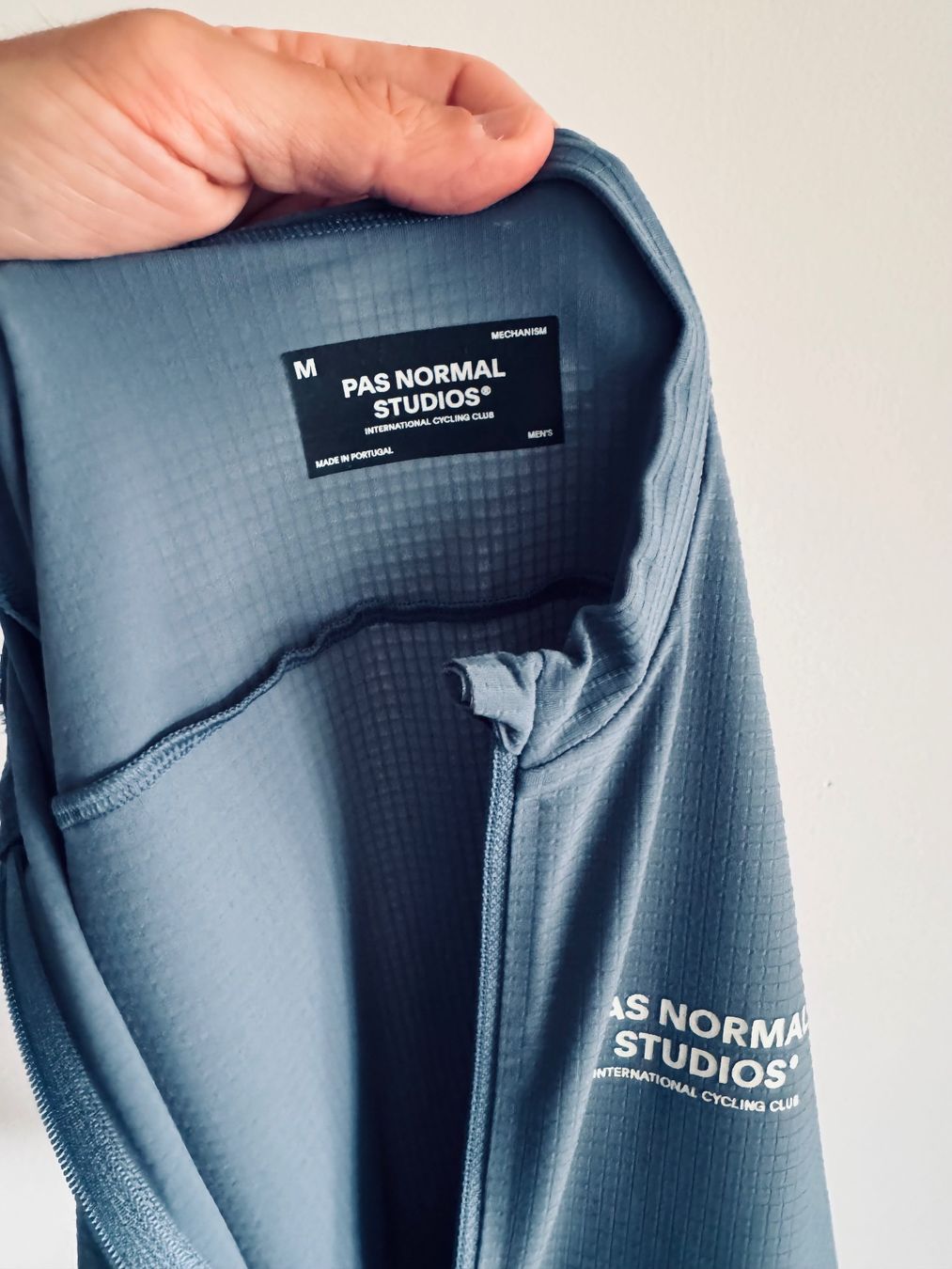 Pas Normal Studios Canottiere & Pantaloni: PNS PAS NORMAL STUDIOS Mechanism Pro Long Sleeve Jersey Gr M – Nuovo (secondo la descrizione) da Ennetbaden venduto da DanielCPH 4
