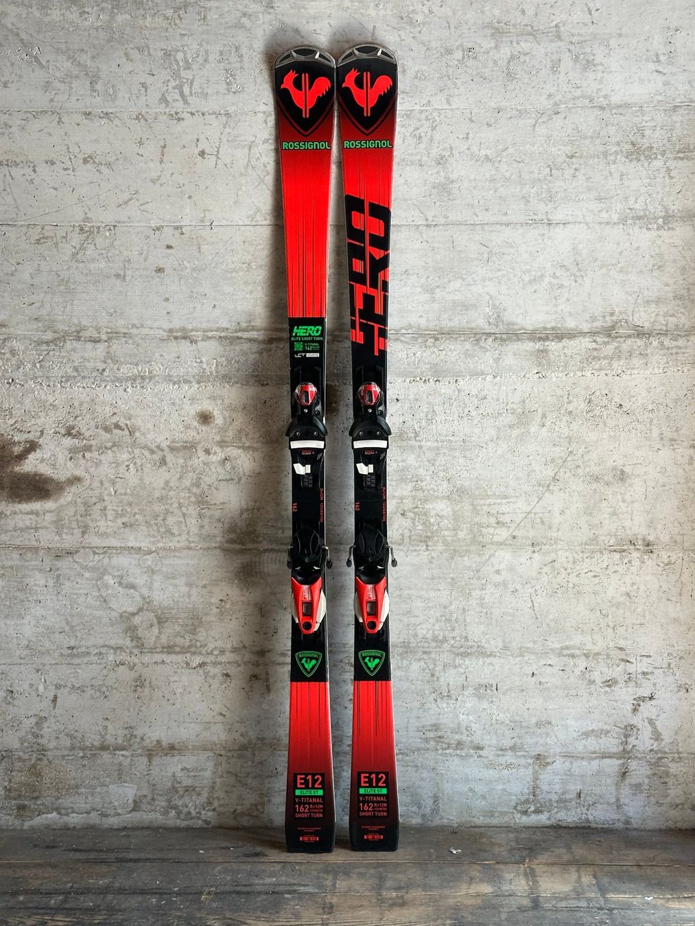 Rossignol Skis: Rossignol Hero Elite ST Ski 162CM – D'occasion à Emmenbrücke par karkarkar