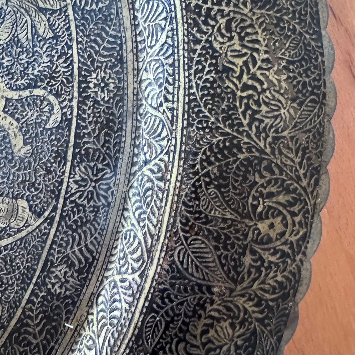 Piatti di portata: Prunkvolles orientalisches Messing-Tablett /59cm Durchmesser – Usato da Thun venduto da houzli 4