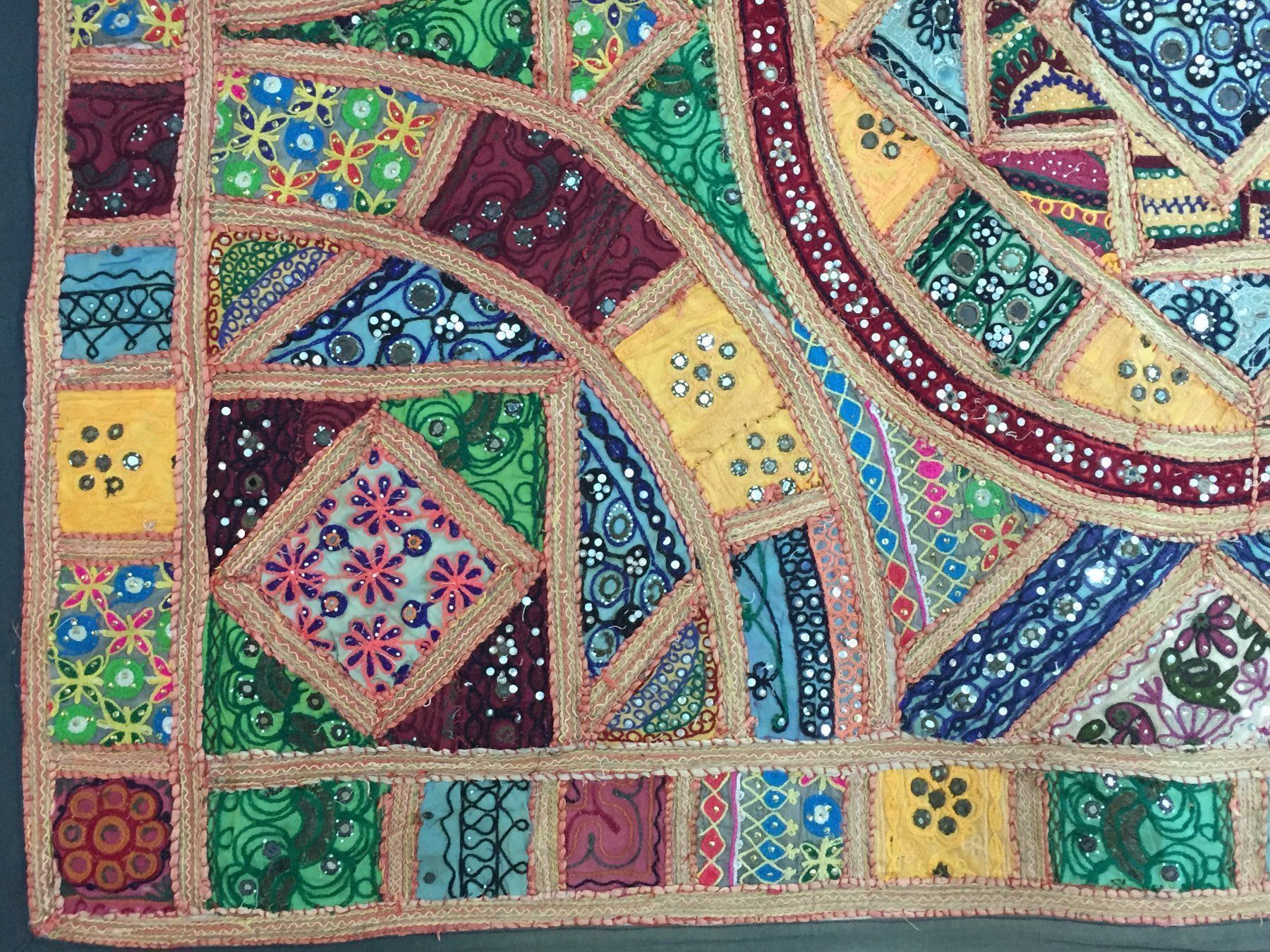Coperte: Vintage Indische Decke Handarbeit – Usato da Schaffhausen venduto da vintageville 2