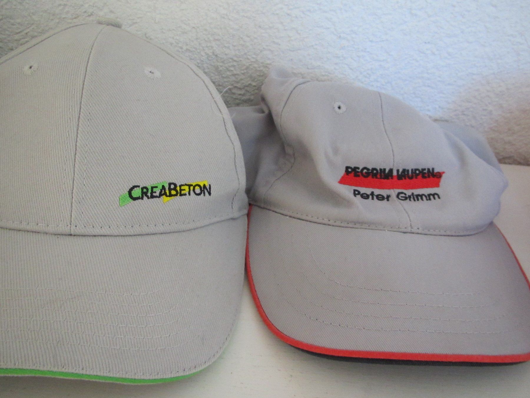 Copricapi, berretti & cappellini: 5 CASQUETTES AVEC PUBLICITES – Usato da Murten venduto da Selliot 8